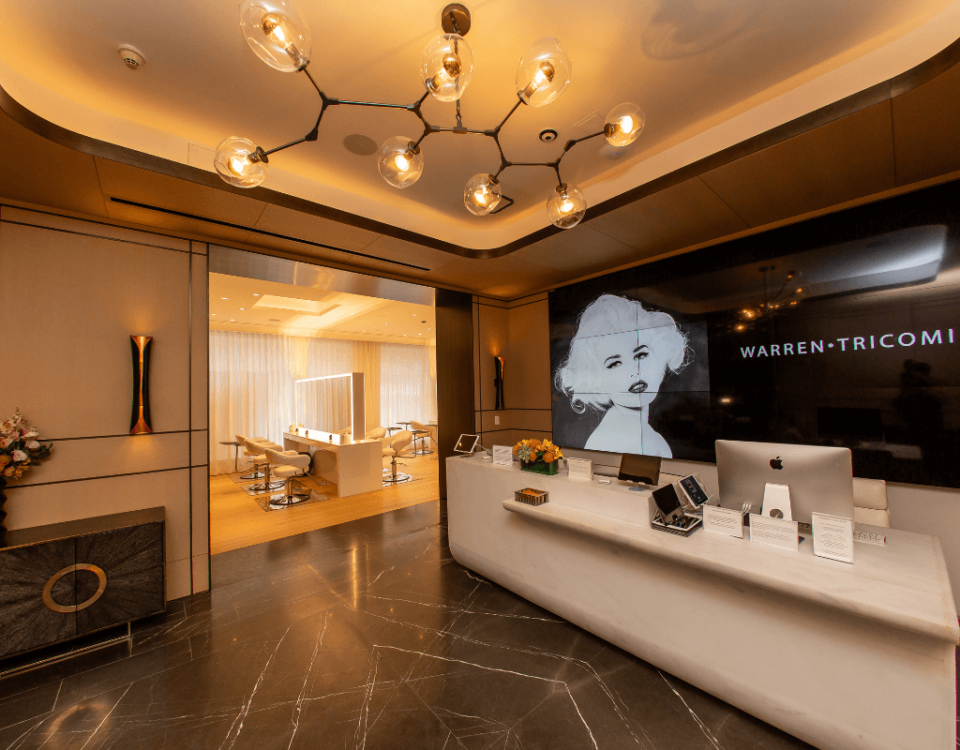 Learn how to choose the best luxury hair salon in NYC for you.